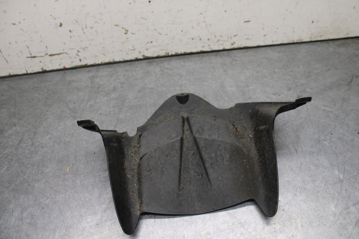24-25 KAWASAKI NINJA ZX6R REAR BACK WHEEL TIRE HUGGER FENDER BB726