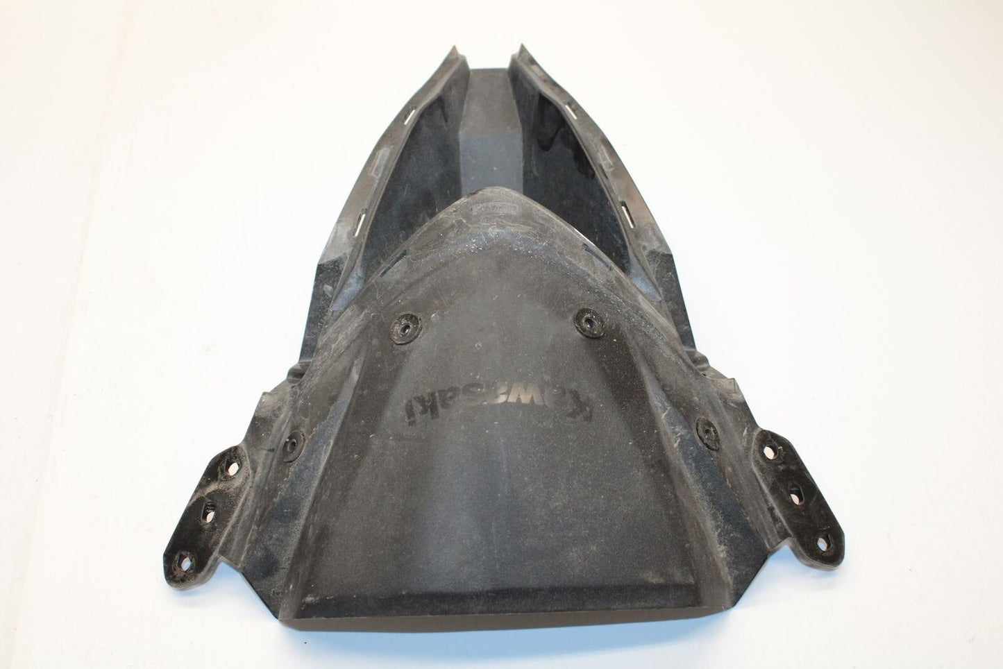13-18 KAWASAKI NINJA ZX6R FRONT CENTER COWL FAIRING BB240