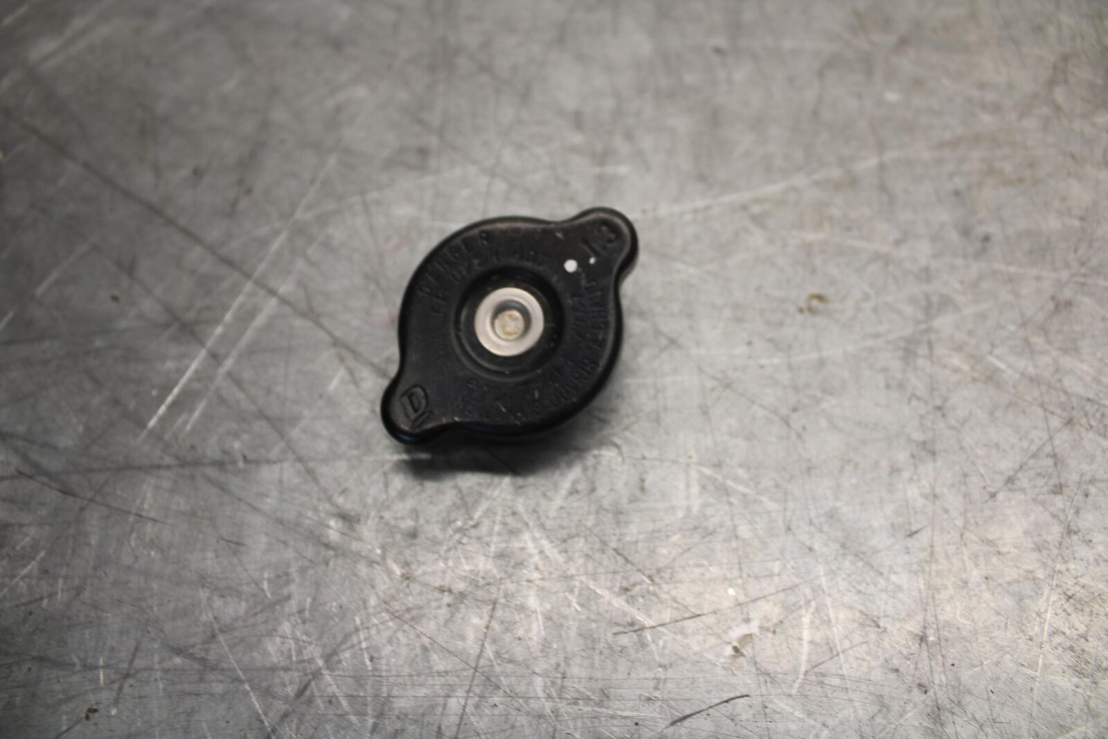 19-20 KAWASAKI NINJA ZX6R RADIATOR CAP BB517