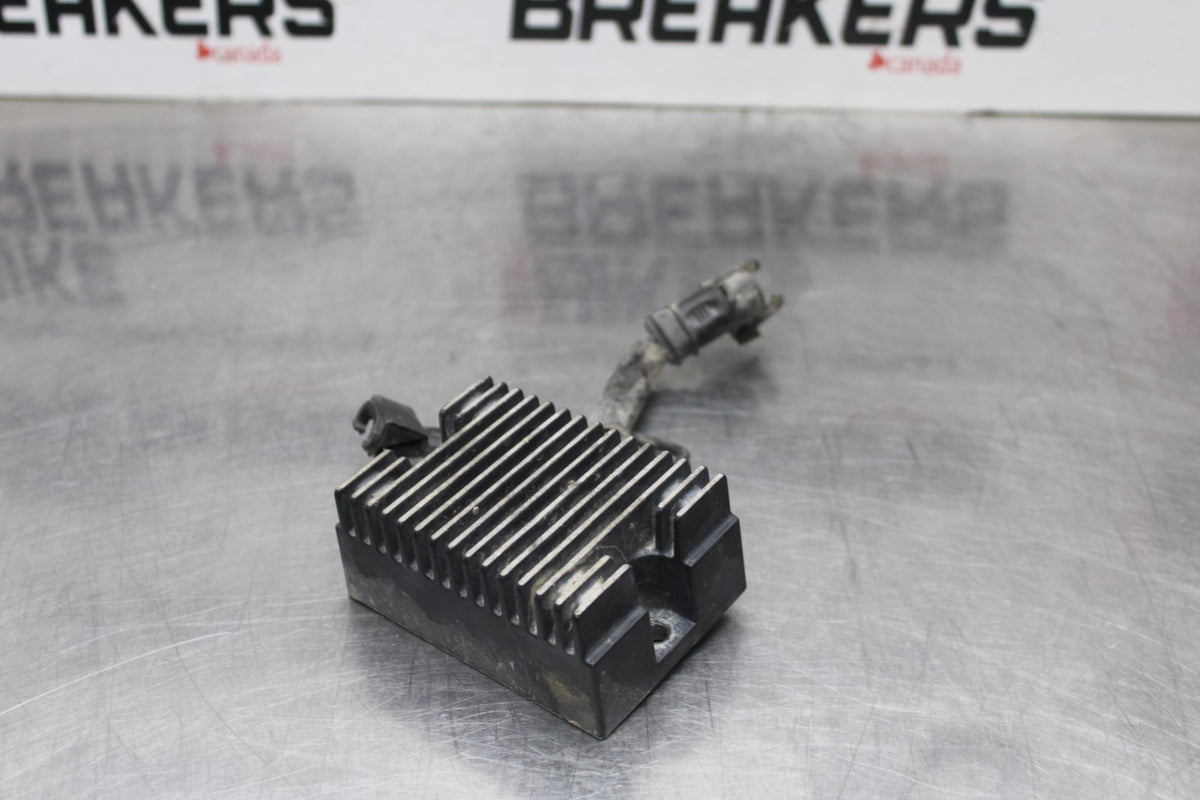 07 HARLEY-DAVIDSON SPORTSTER 1200 XL1200C RECTIFIER VOLTAGE REGULATOR  BB833