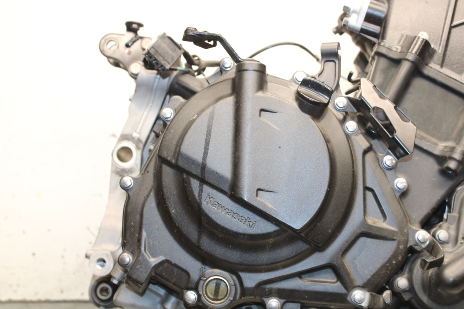19-22 KAWASAKI Z400 ENGINE MOTOR BB738