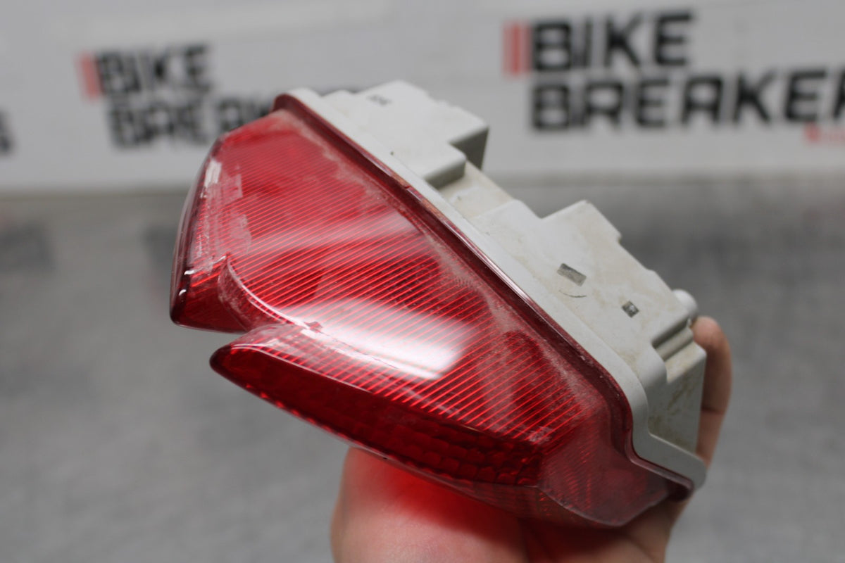 11-24 SUZUKI GSXR750 REAR TAIL TAILLIGHT BACK BRAKE LIGHT BB879