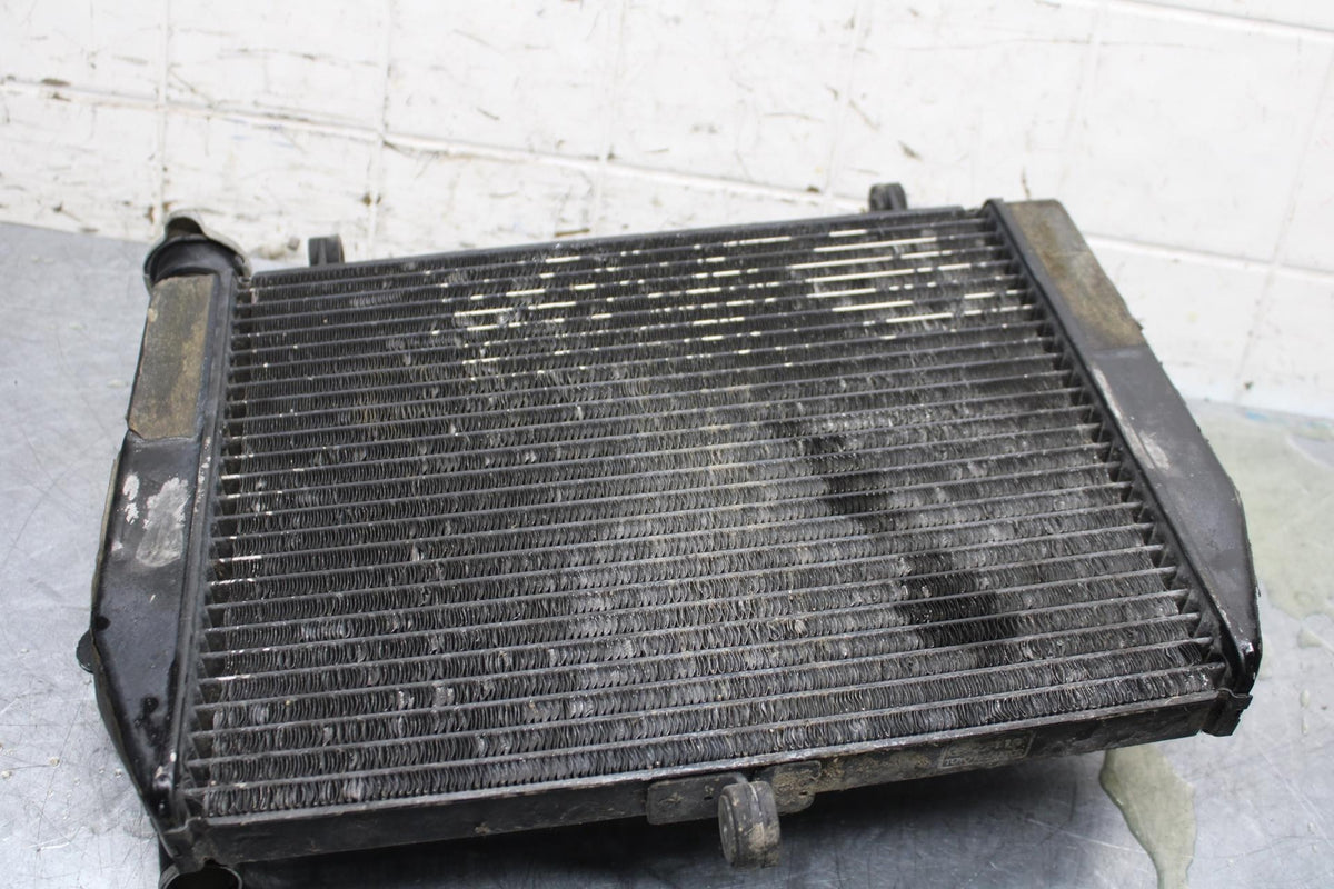 2000 Yamaha YZF R6 ENGINE RADIATOR MOTOR COOLER COOLING RADIATER BB558