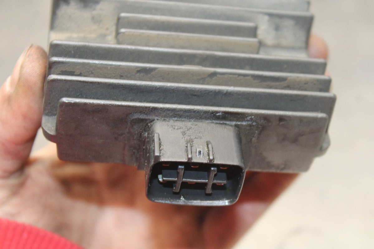 06 KAWASAKI VULCAN 900 RECTIFIER VOLTAGE REGULATOR BB799