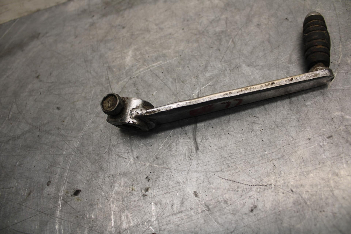 1981 Suzuki GS850G SHIFTER LINKAGE SHIFT LINK PEDAL BB37