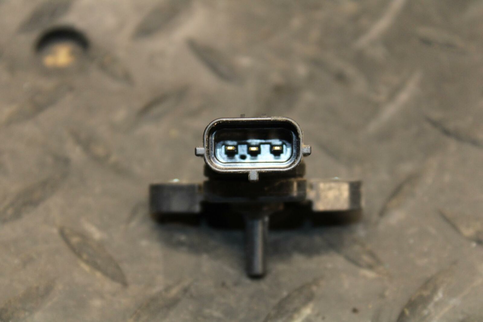 04-05 YAMAHA YZF R1 MAP MASS AIR FLOW PRESSURE SENSOR BB225