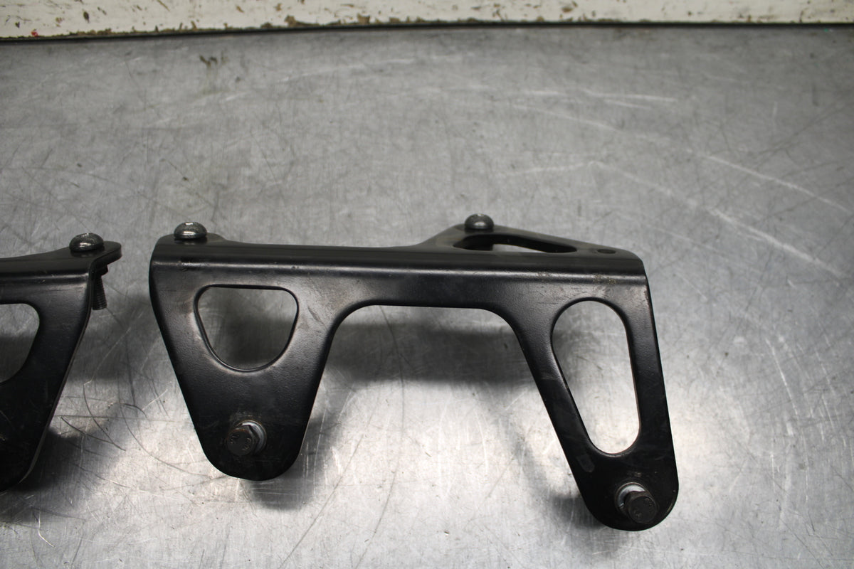 14 HONDA CTX1300A SADDLEBAG CASE MOUNTING BRACKET MOUNT BB732