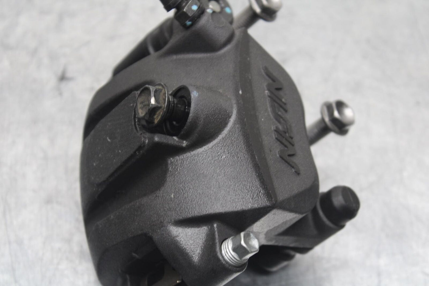 12-17 KAWASAKI ER-6N Z650 RIGHT LEFT FRONT BRAKE CALIPER SET PAIR  BB607