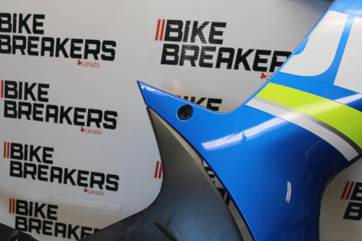 18 SUZUKI GSXR750 OEM RIGHT LOWER MID UPPER SIDE FAIRING COWL  BB891