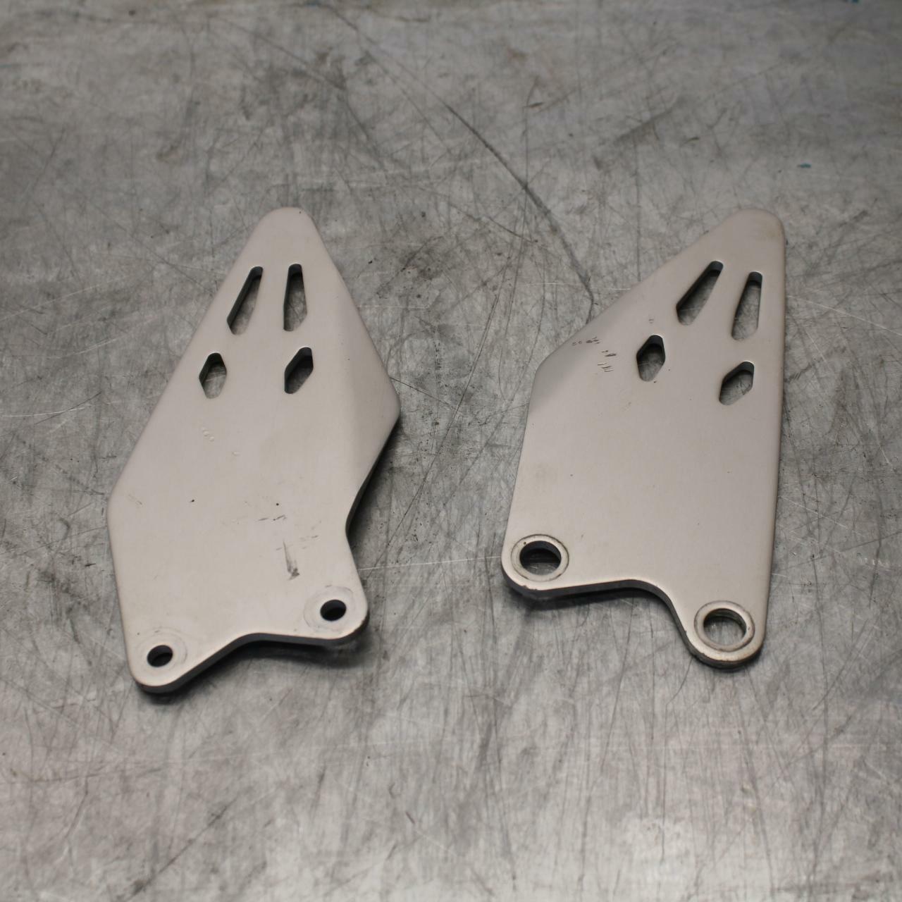 19-20 KAWASAKI NINJA ZX6R ZX636 LEFT RIGHT REARSET HEEL GUARD COVER PAIR BB419