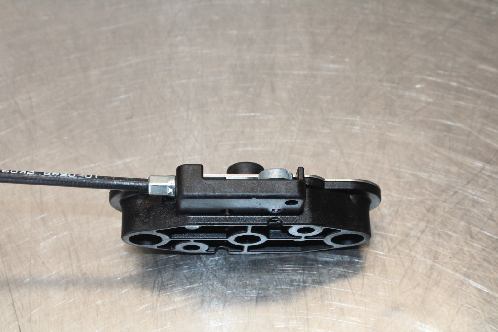 23-24 KAWASAKI NINJA ZX14R REAR PASSENGER SEAT LATCH LOCK ASSEMBLY BB169