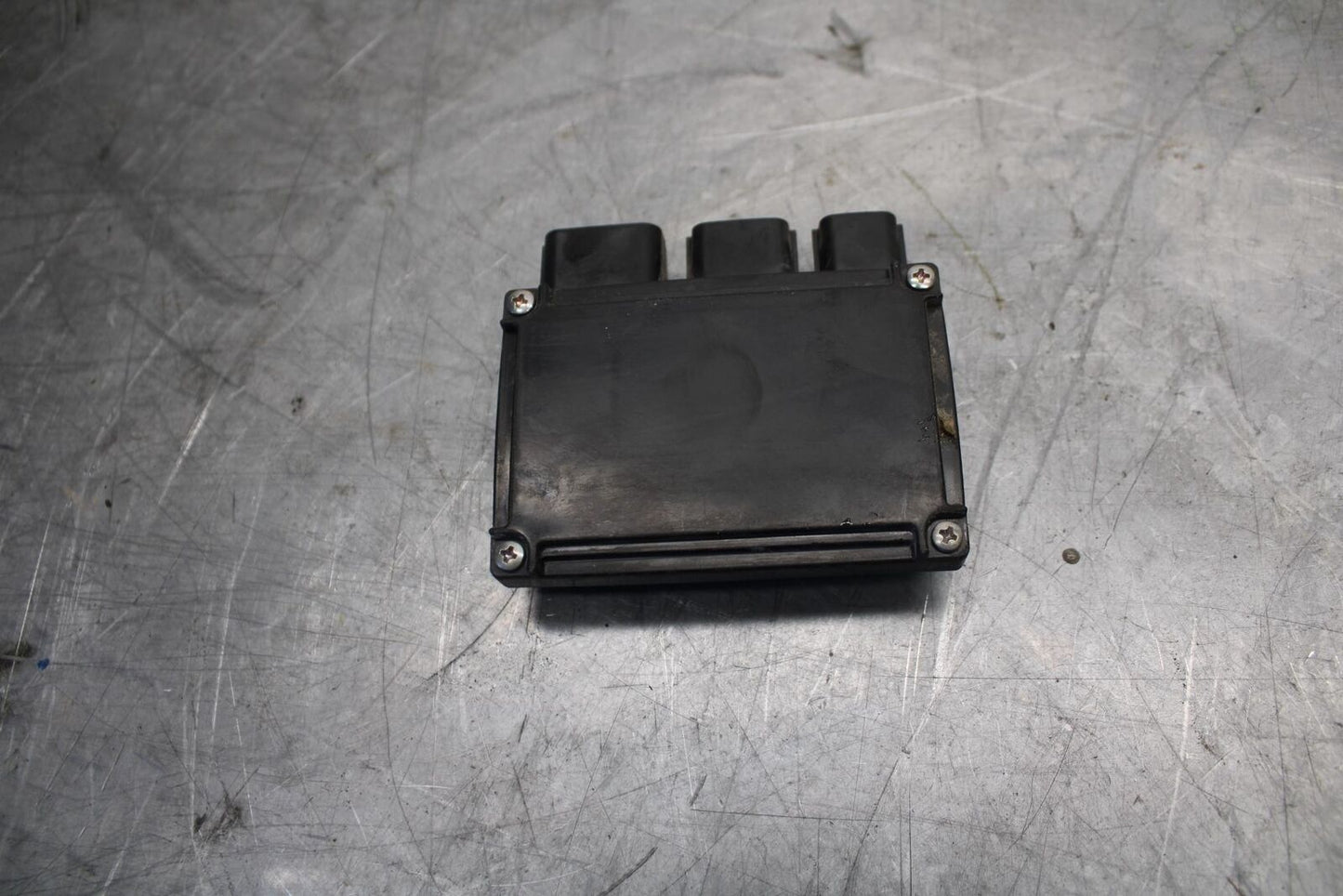 18 KAWASAKI Z 400 RELAY ASSEMBLY FUSE BOX BB469