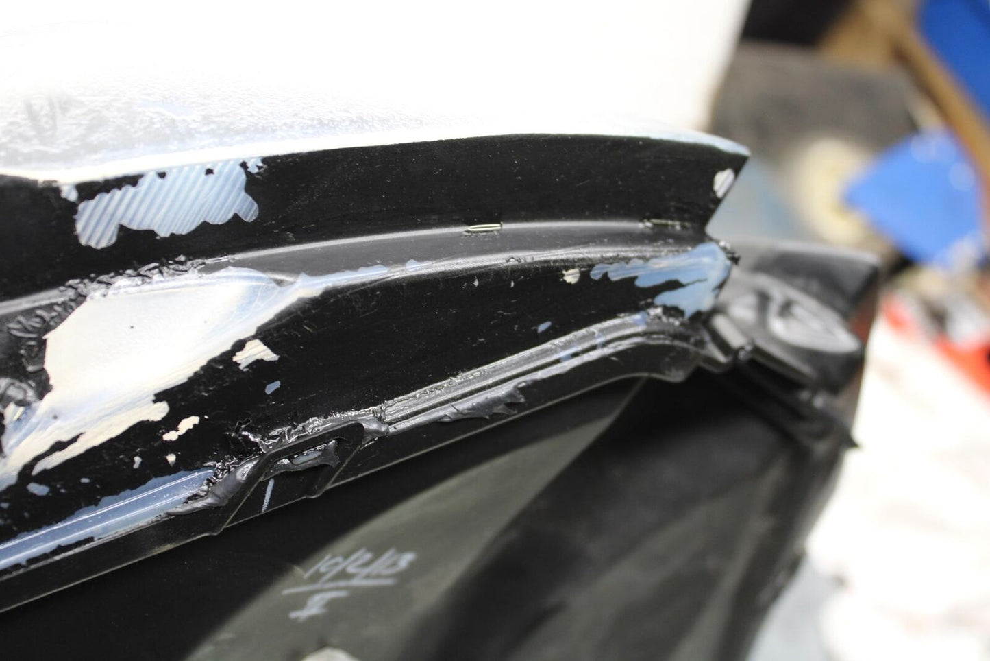 2015 Kawasaki Ninja 300 EX300 FRONT HEADLIGHT HEAD LIGHT LAMP 23007-0174 BB61