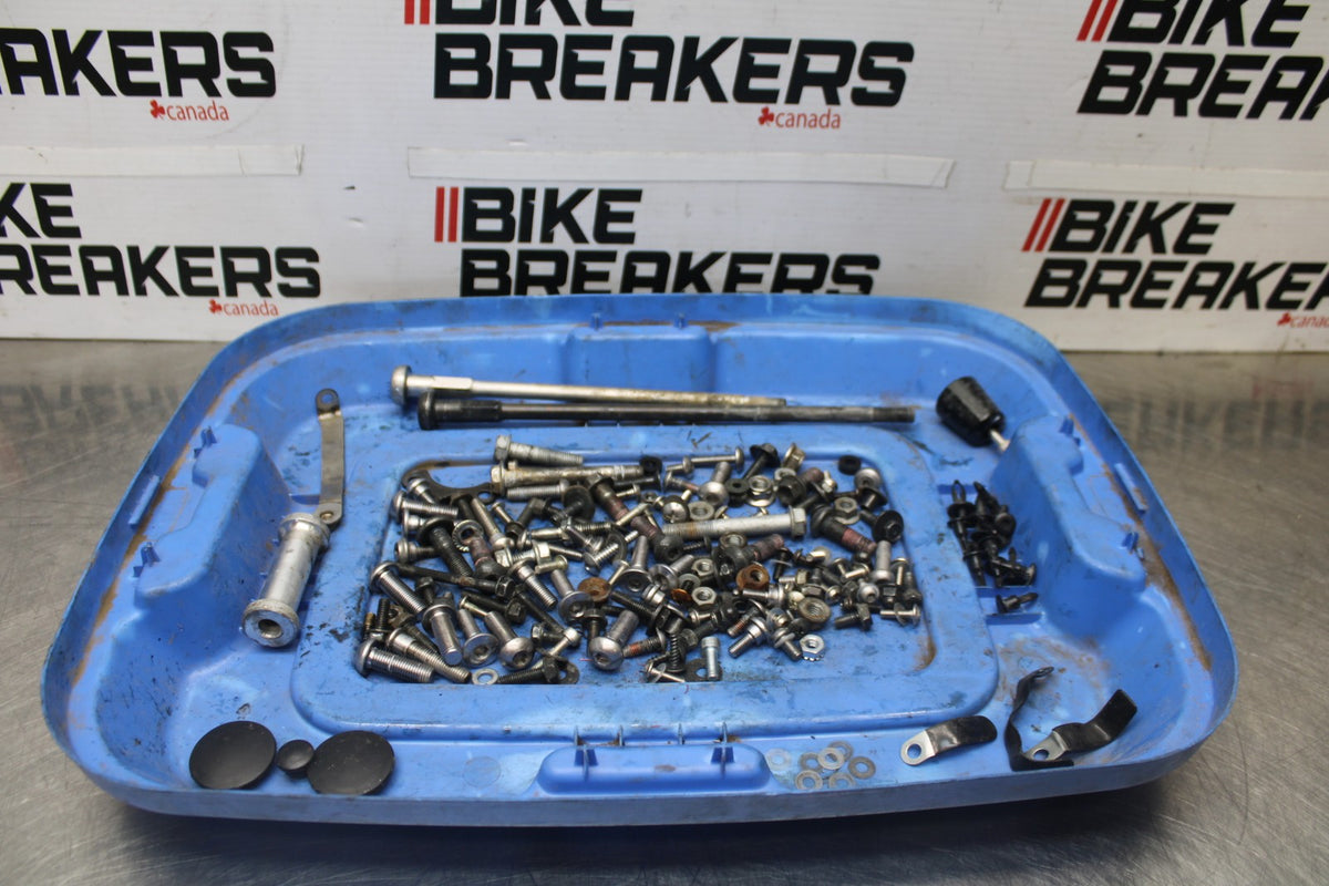 08 KAWASAKI NINJA ZX10R MOUNTING BOLTS HARDWARE SCREWS BB902