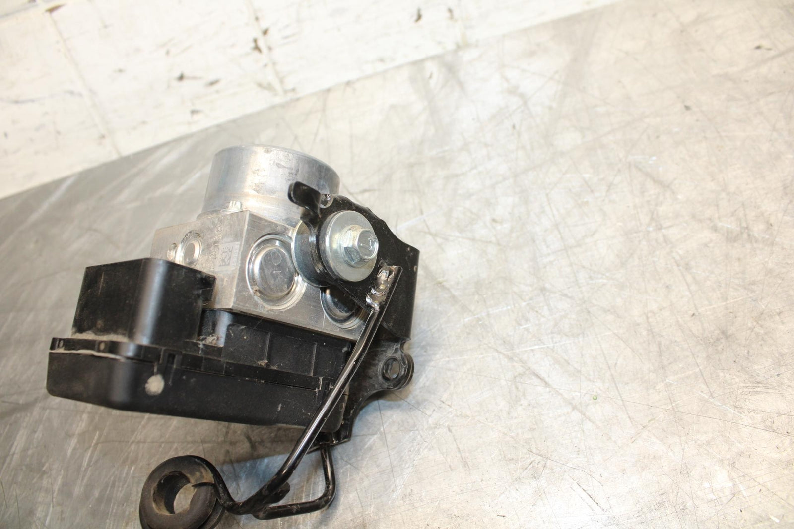 15-17 KAWASAKI EX 650 NINJA  EX 650 ABS ABS PUMP UNIT MODULE BB494