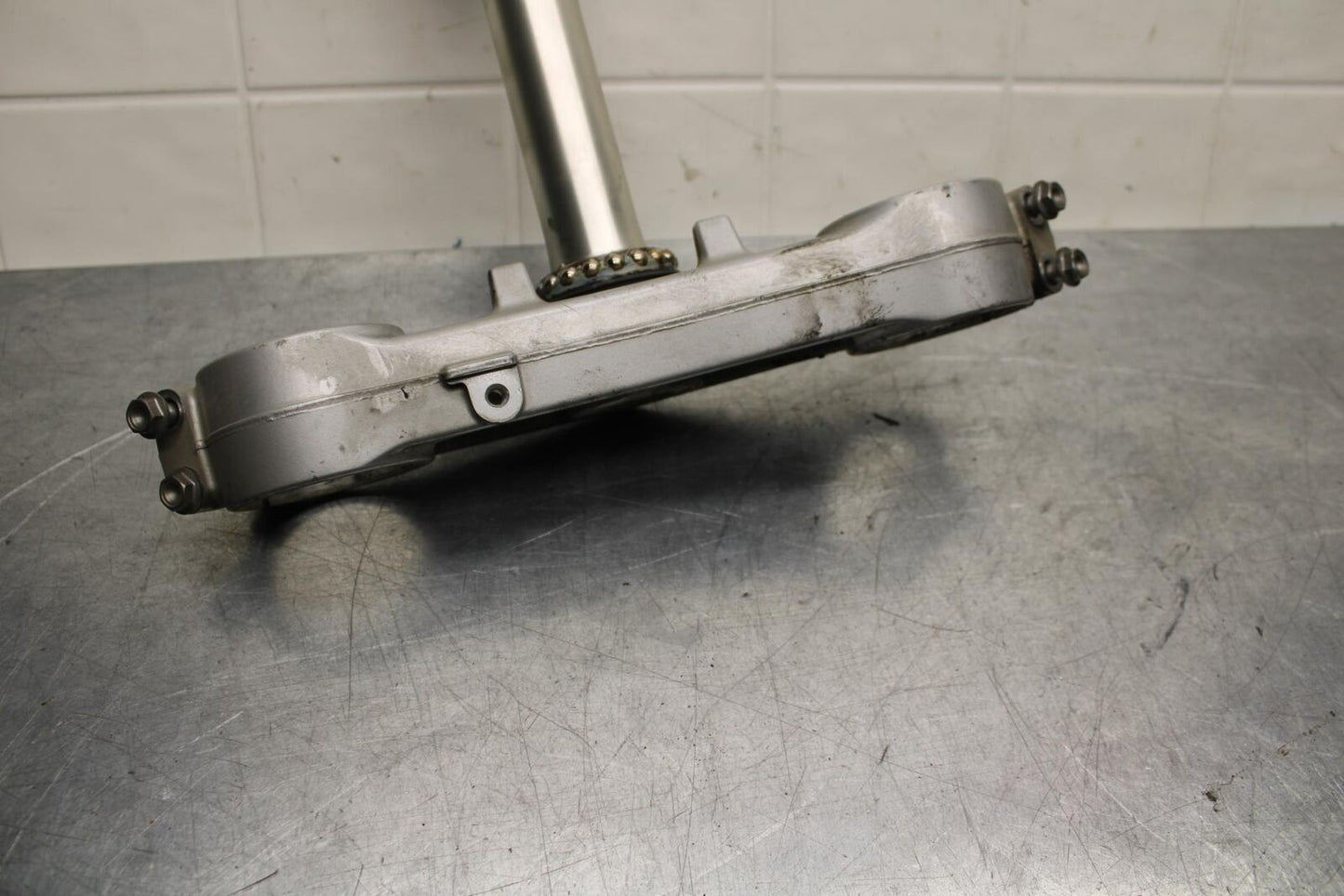 2008 Honda CBR1000RR  FORKS CLAMP LOWER TRIPLE TREE STEM 53219-MFL-000 BB579