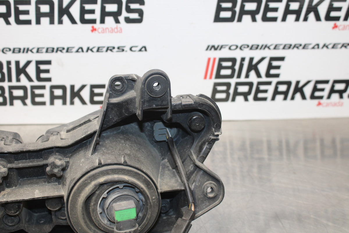 08 KAWASAKI NINJA ZX10R FRONT HEADLIGHT HEAD LIGHT LAMP BB201
