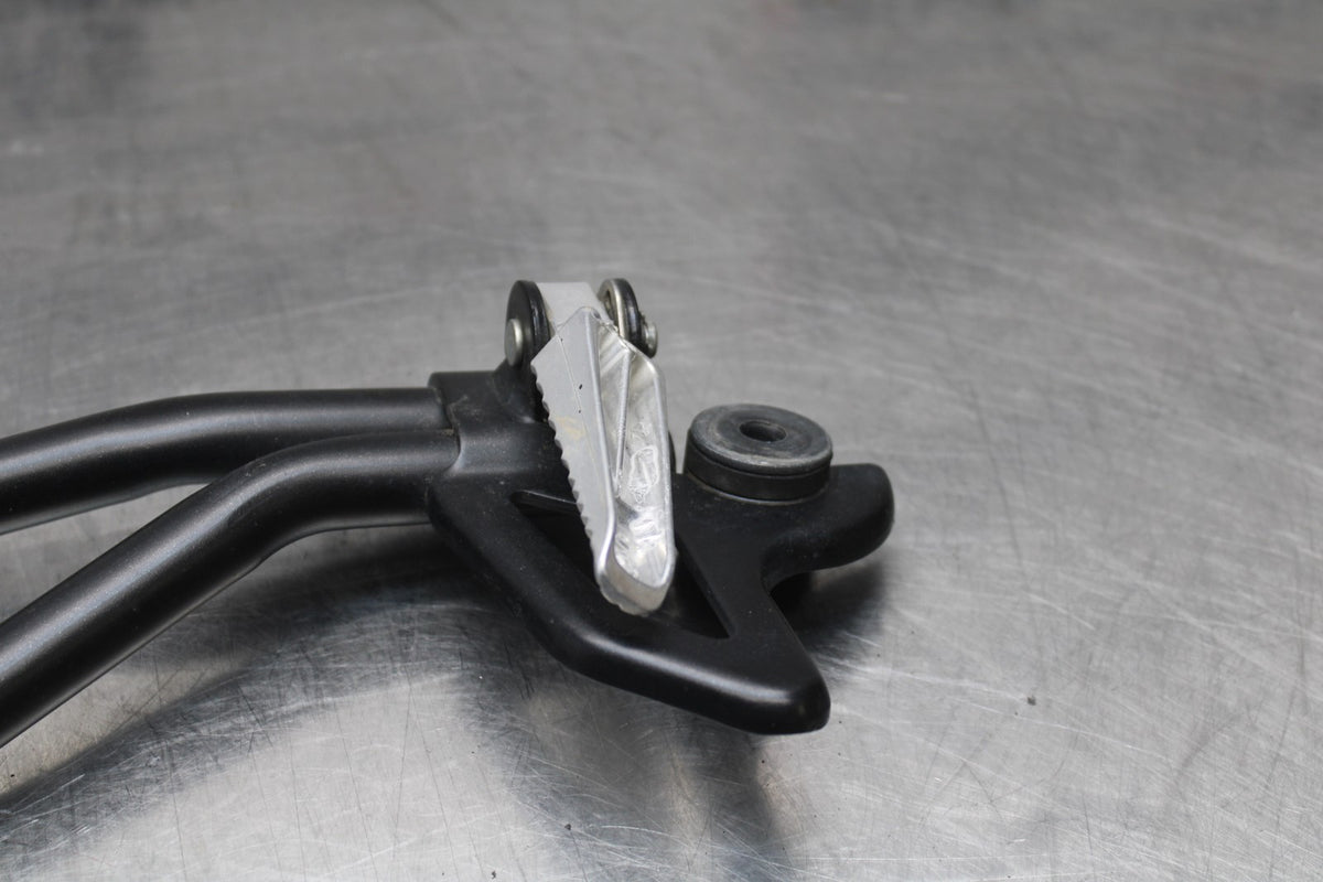 17-24 SUZUKI SV650 RIGHT REAR BACK PASSENGER PEG BB829