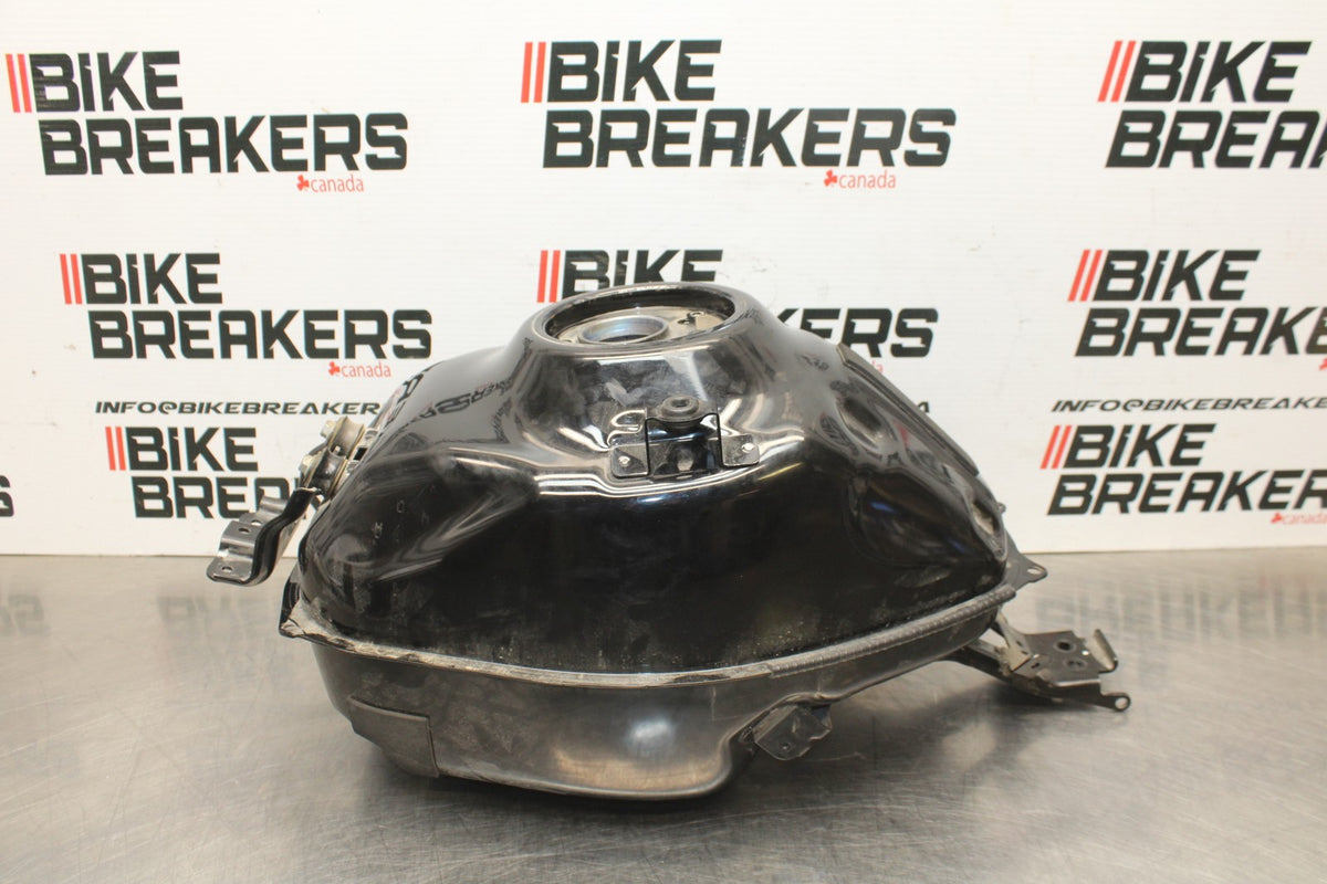 17-18 YAMAHA YZF R3 GAS TANK FUEL CELL PETROL RESERVOIR BB813