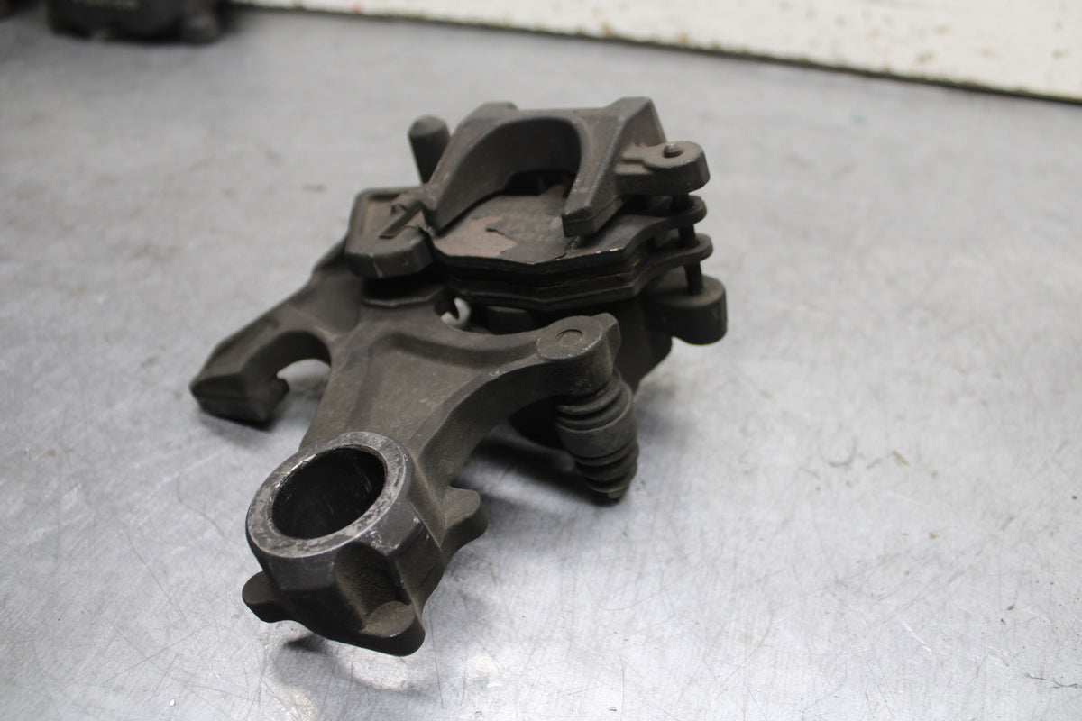 08-09 SUZUKI GSXR600 REAR BACK BRAKE CALIPER W MOUNT BRACKET BB728