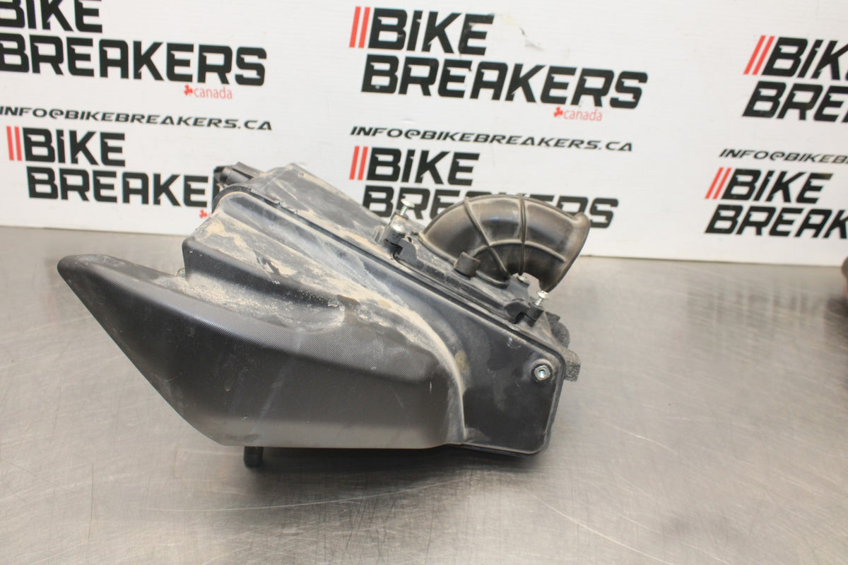 22-25 YAMAHA YZF R7 AIRBOX AIR INTAKE FILTER BOX BB850