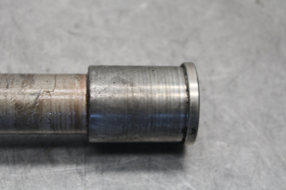 09-12 KAWASAKI NINJA ZX6R ZX600R FRONT WHEEL RIM AXLE BOLT 41068-0604 BB656