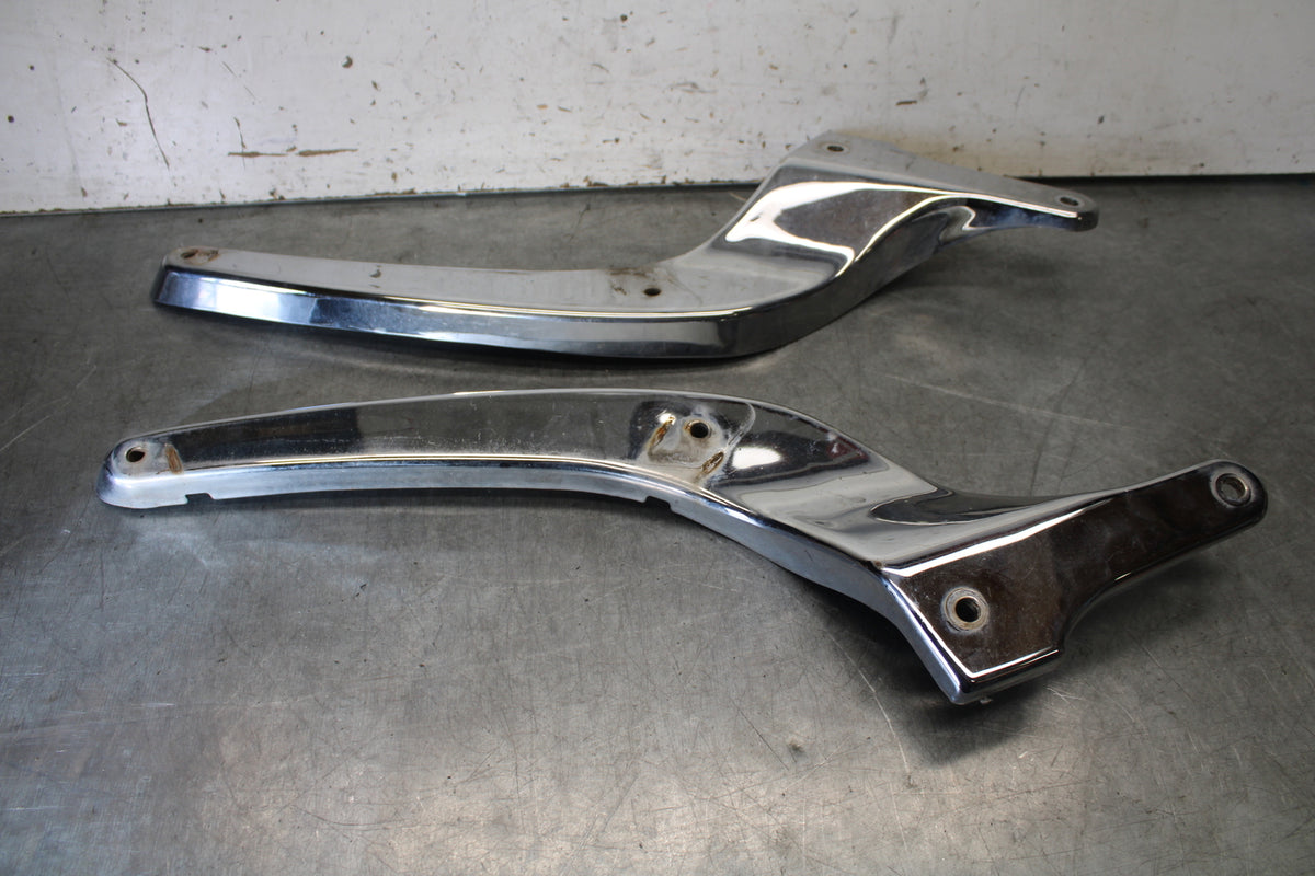 05-09 SUZUKI BOULEVARD C90 REAR BACK FENDER SUPPORT FRAME SUBFRAME BB692