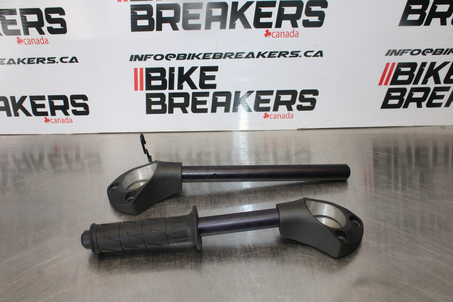 23-24 KAWASAKI NINJA ZX14R NEW!! LEFT RIGHT CLIP ON ONS HANDLEBARS SET BB169