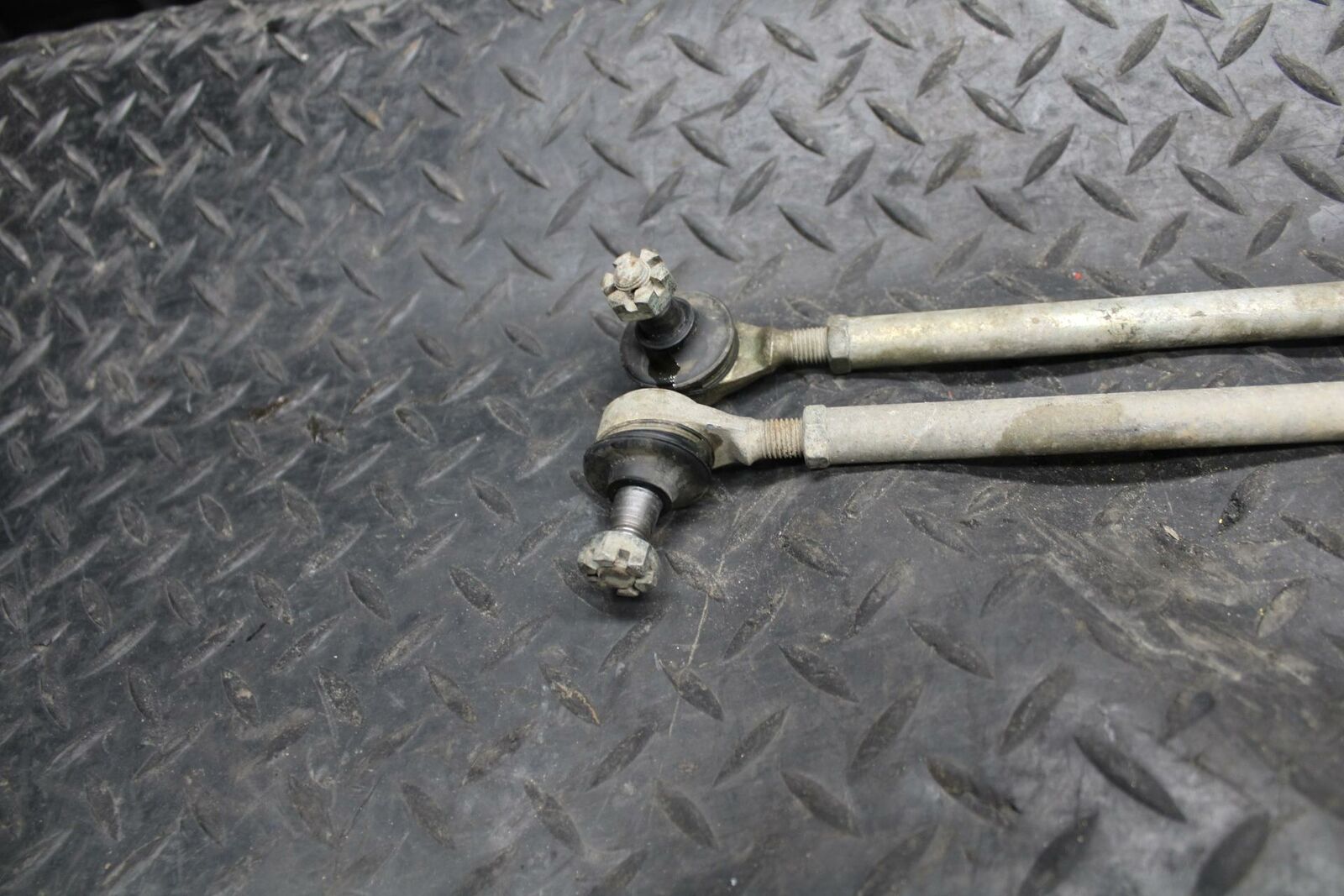 2004 Yamaha Banshee 350 YFZ350 STEERING TIE RODS ROD SET PAIR BB232