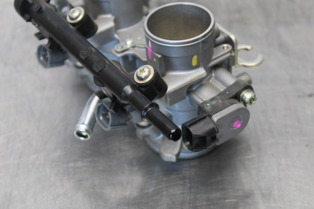 18-23 KAWASAKI NINJA 400 EX400 ABS MAIN FUEL INJECTORS / THROTTLE BODIES BB192