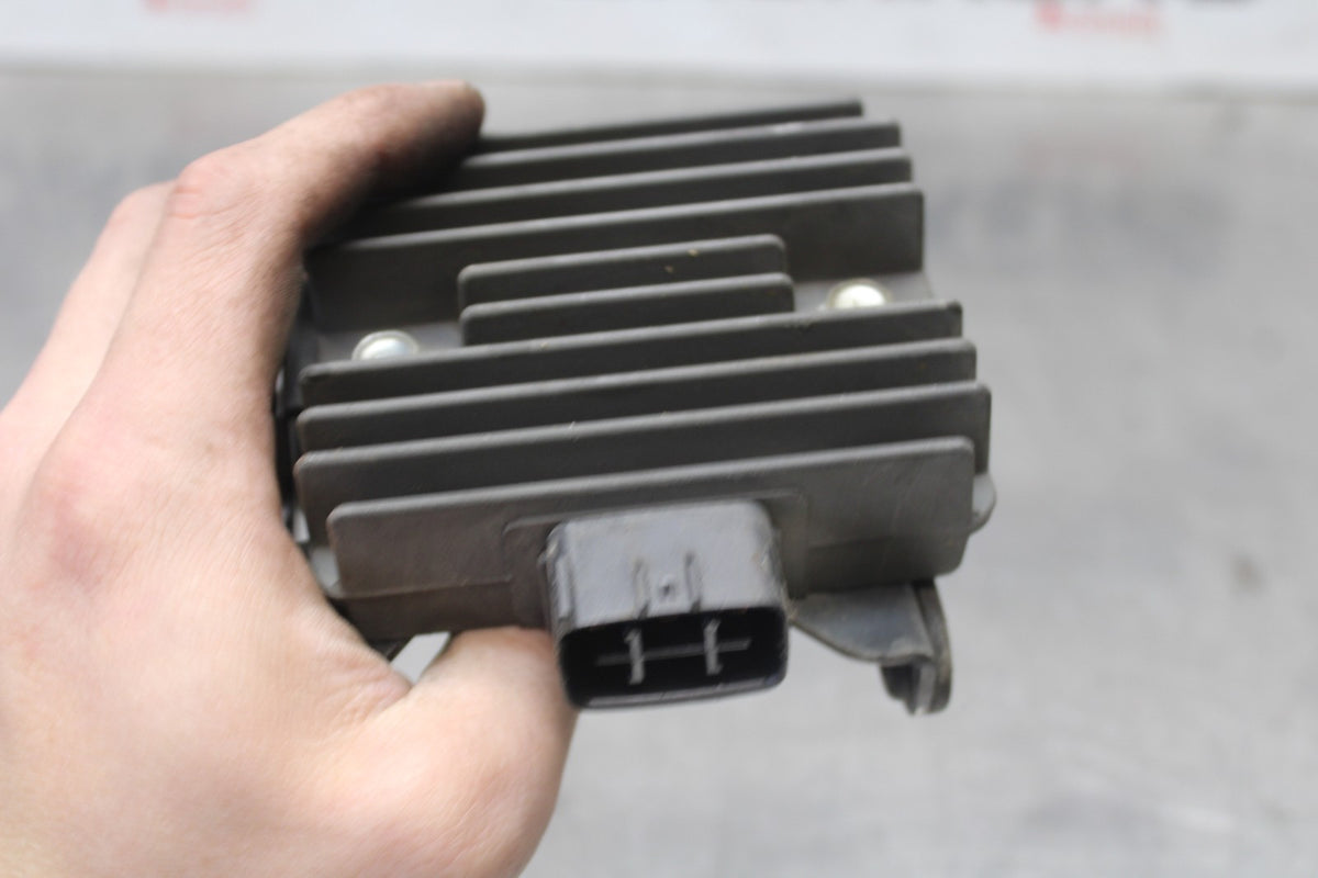 12 KAWASAKI NINJA 650 EX650E RECTIFIER VOLTAGE REGULATOR BB926