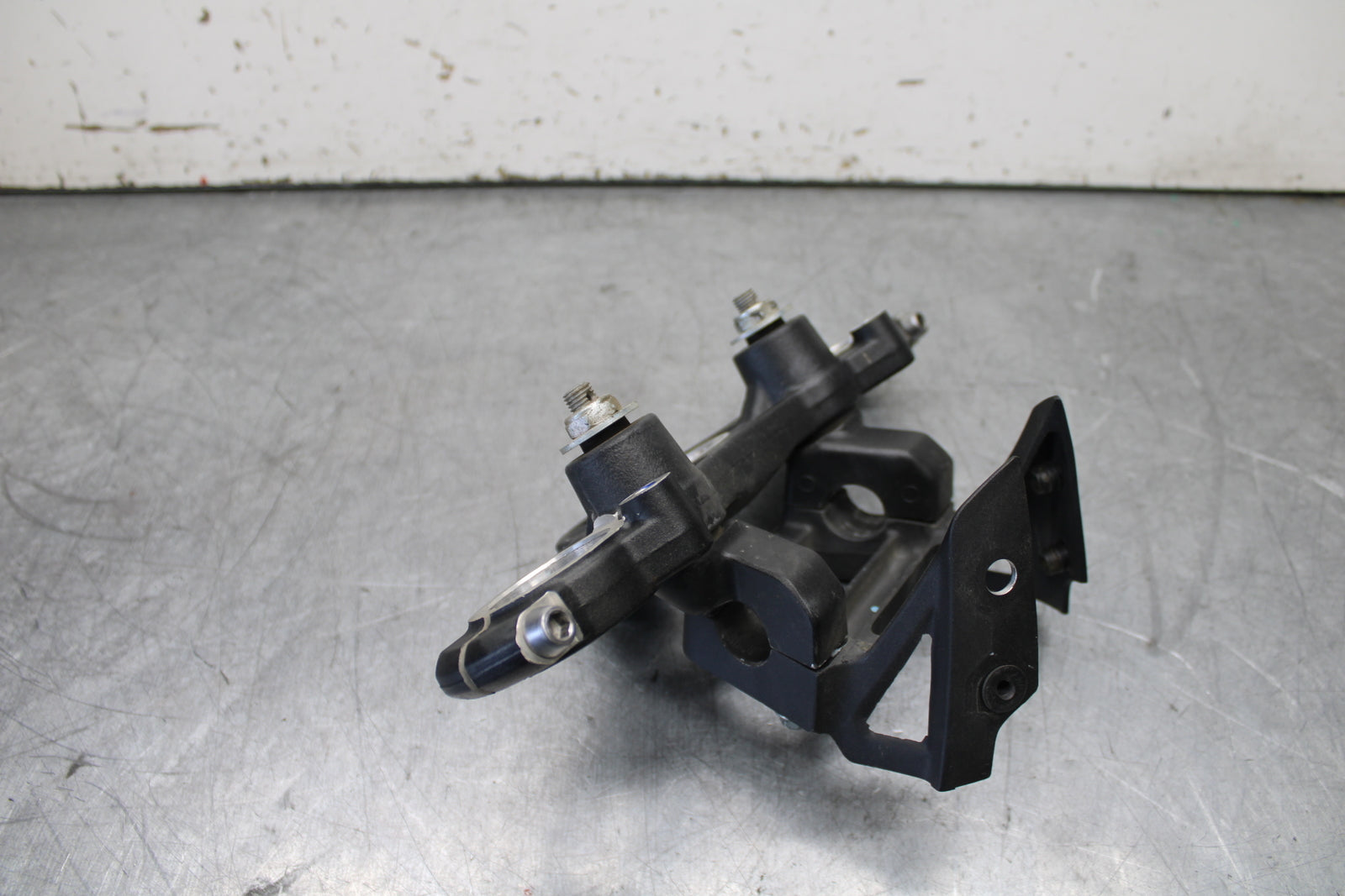 12-17 KAWASAKI ER-6N Z650 FORKS UPPER TRIPLE TREE CLAMP BB709