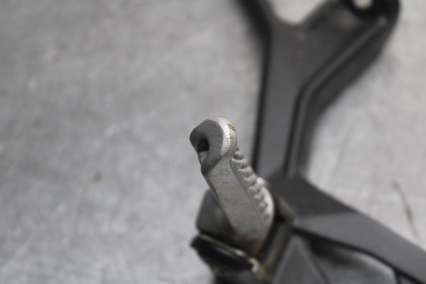 18-23 KAWASAKI NINJA 400 EX400 ABS REAR BACK PASSENGER PEG SET PAIR BB747