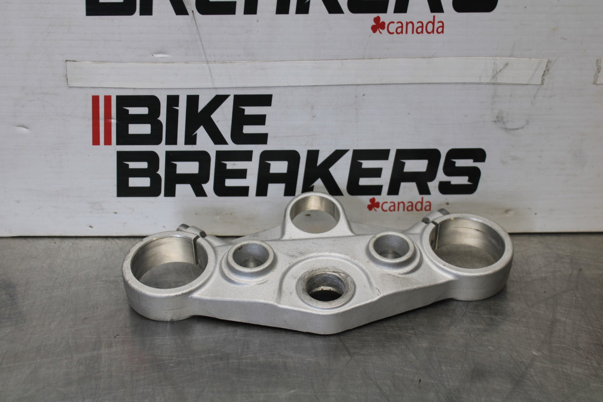 12 TRIUMPH STREET TRIPLE R FORKS UPPER TRIPLE TREE CLAMP BB914