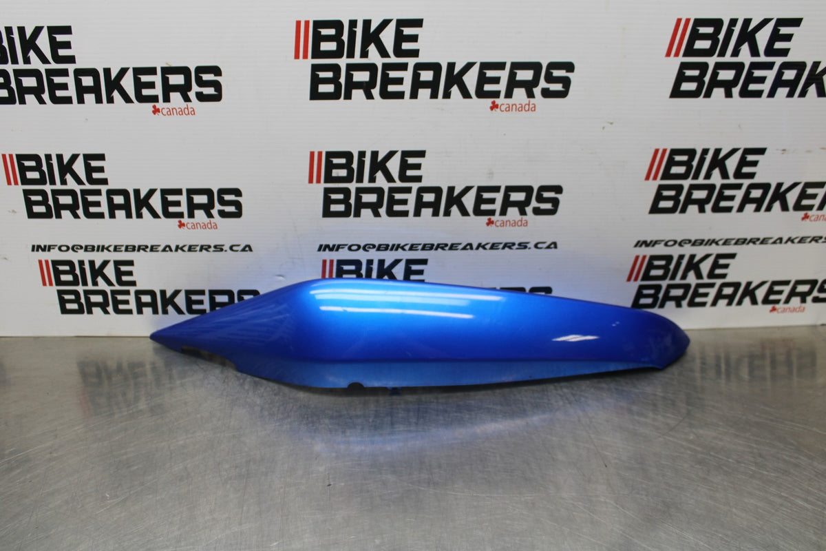 06-07 KAWASAKI NINJA 650R EX650A RIGHT REAR BACK TAIL FAIRING COWL SHROUD BB774