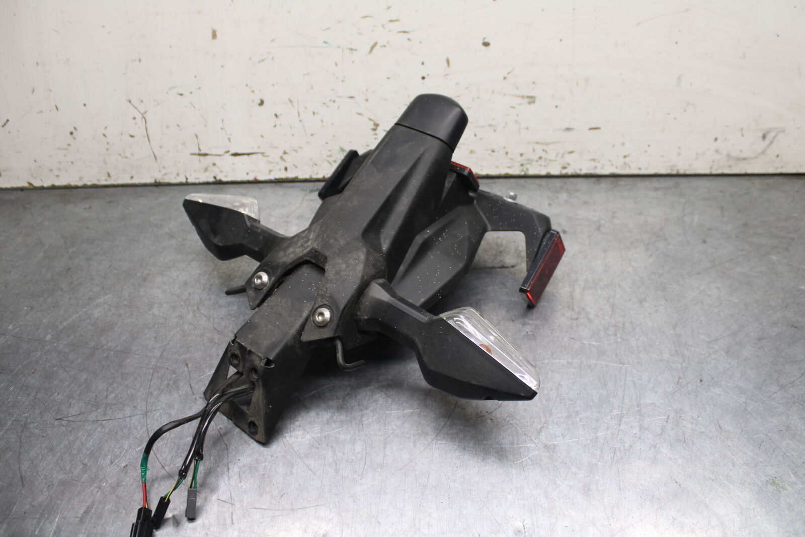 18-23 KAWASAKI NINJA 400 EX400 ABS REAR BACK FENDER MUD GUARD BB747