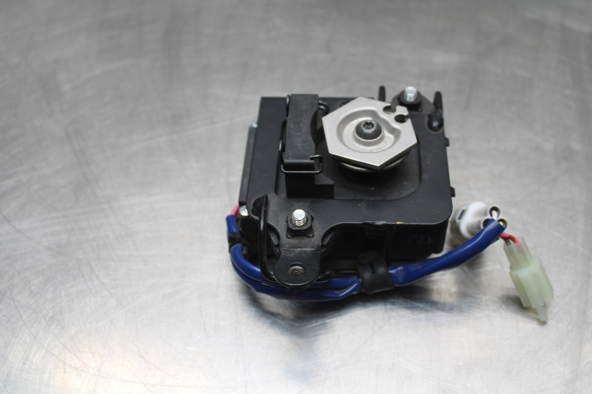 24-25 KAWASAKI NINJA ZX6R EXHAUST VALVE SERVO MOTOR BB785-CH