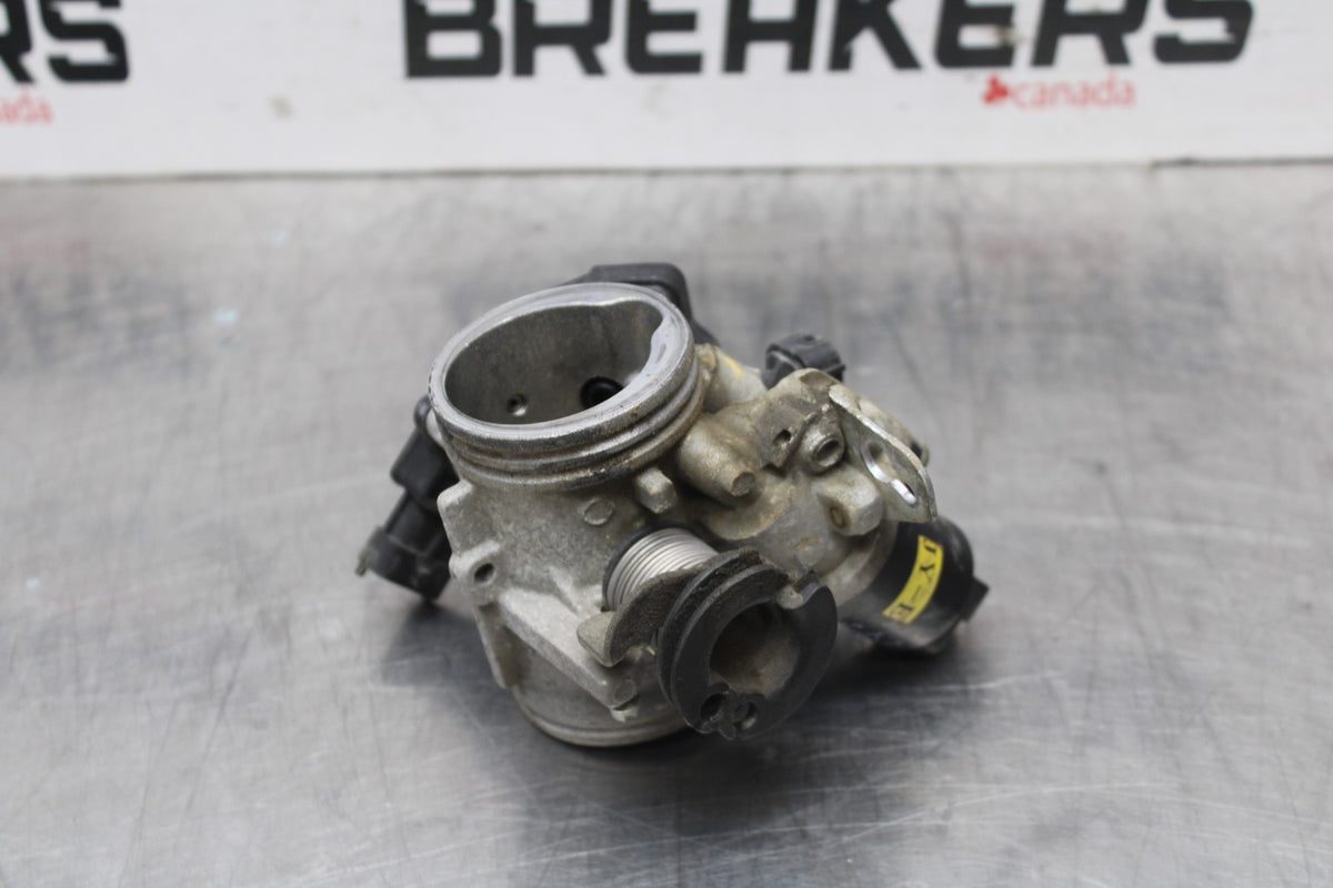 13-16 KTM 390 DUKE MAIN FUEL INJECTORS / THROTTLE BODIES BB815