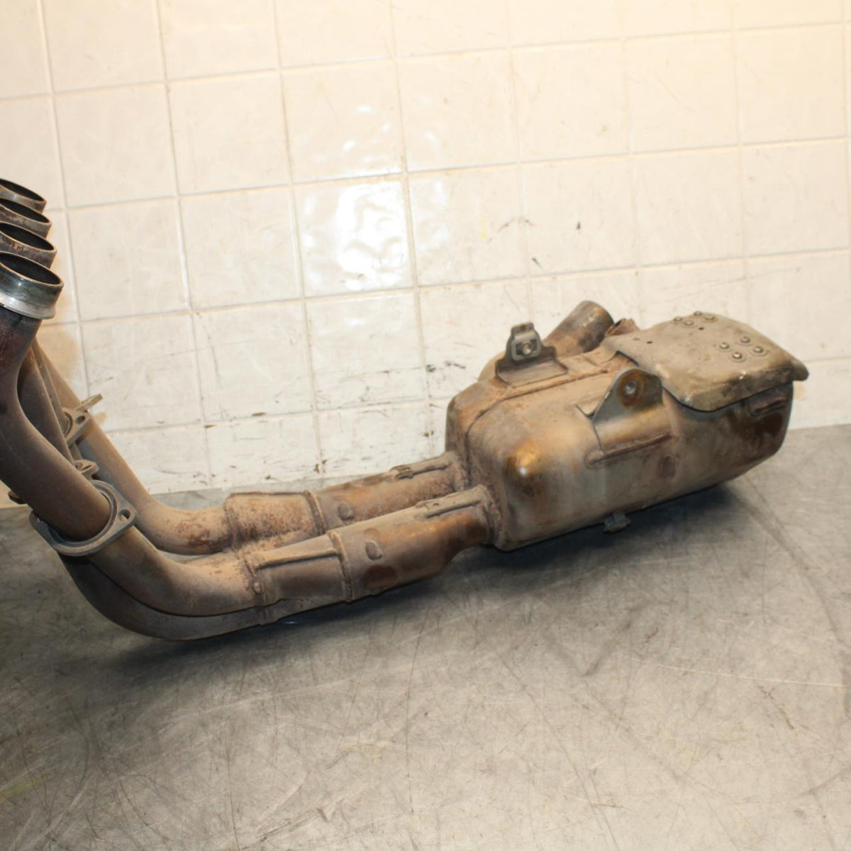 2009 Yamaha YZF R6 EXHAUST HEADER PIPES MANIFOLD 13S-14610-00-00 BB532