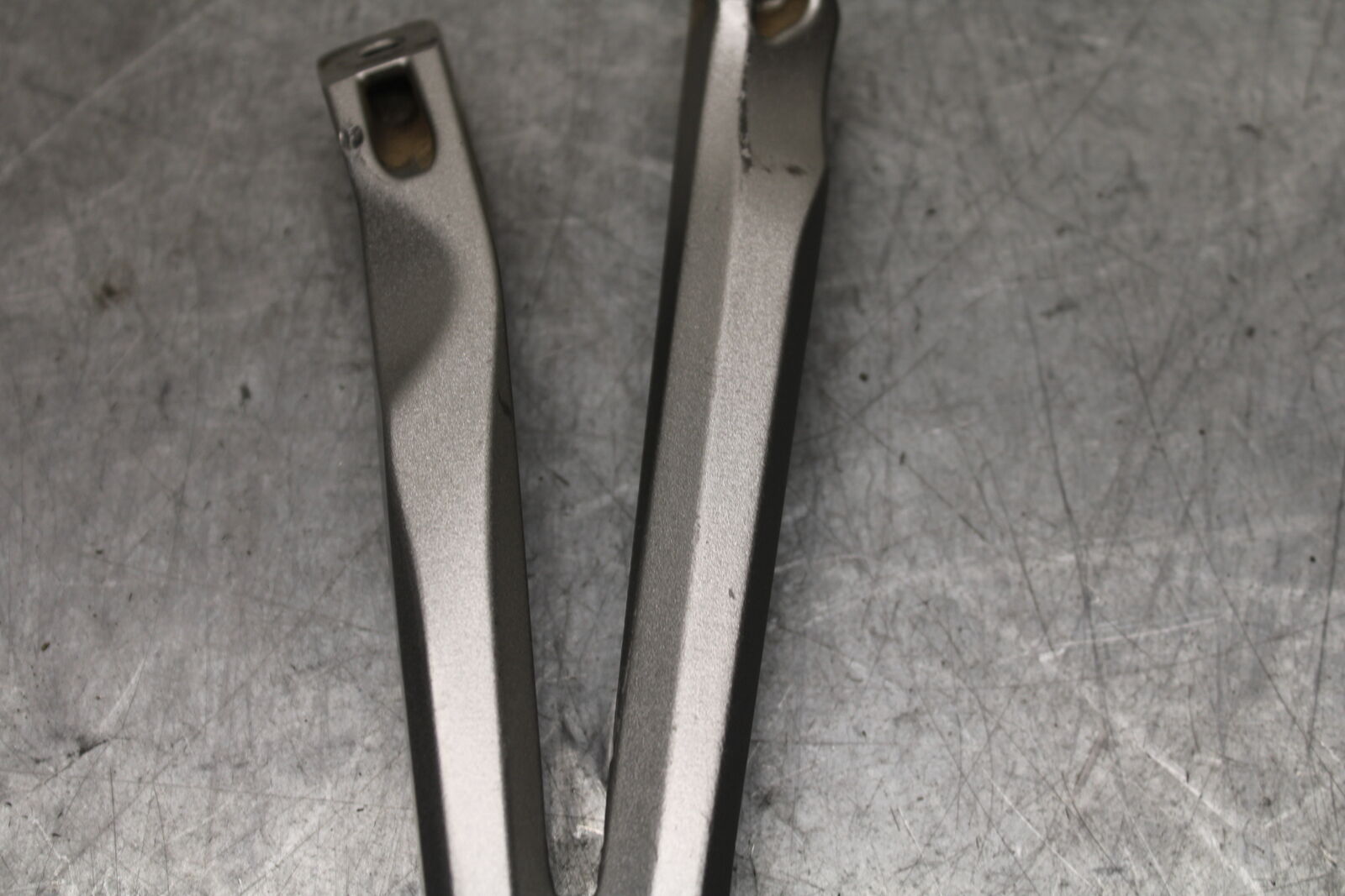 07-08 YAMAHA YZF R1 REAR BACK PASSENGER PEG SET PAIR BB724