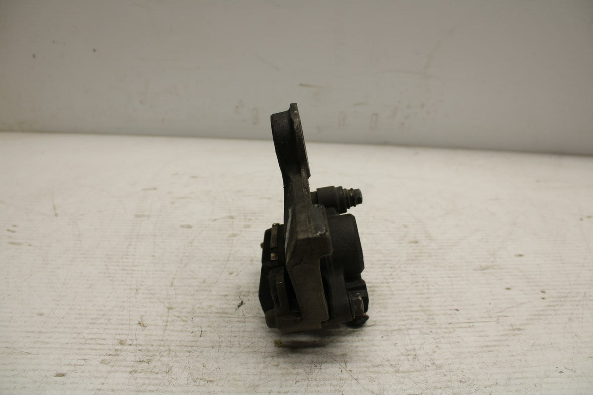 07 YAMAHA YZF R6 2c0 REAR BACK BRAKE CALIPER W MOUNT BRACKET BB297