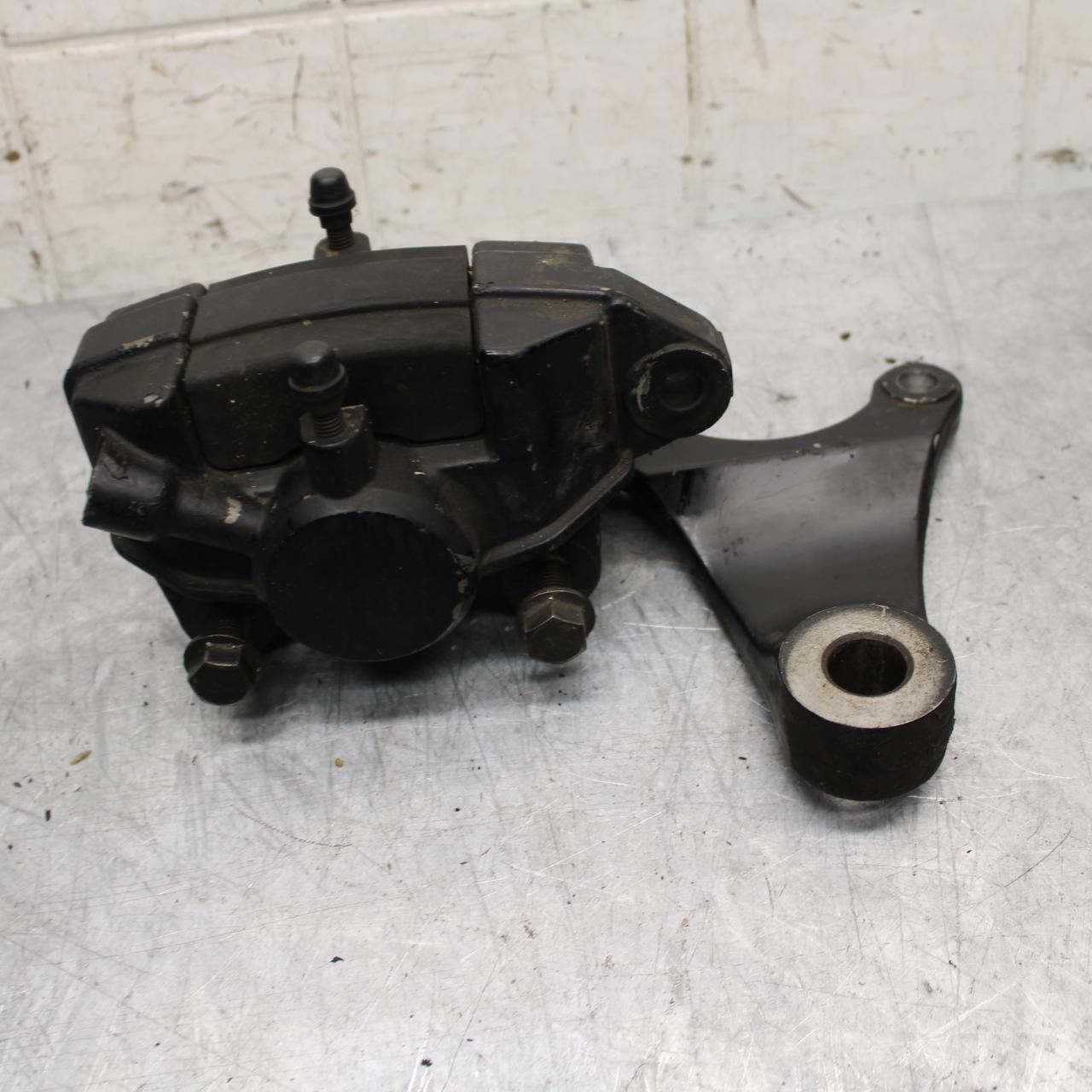 82-83 SUZUKI GS1100GL REAR BACK BRAKE CALIPER W MOUNT BRACKET BB30
