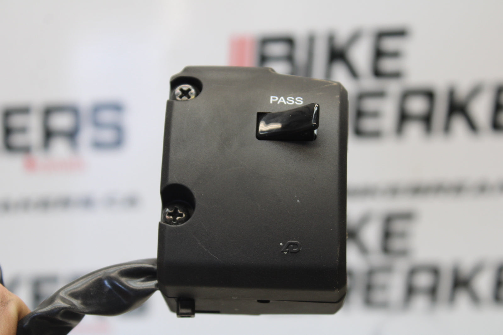 23-24 KAWASAKI NINJA ZX14R NEW!! LEFT CLIP ON HORN SIGNALS SWITCH SWITCHES BB153