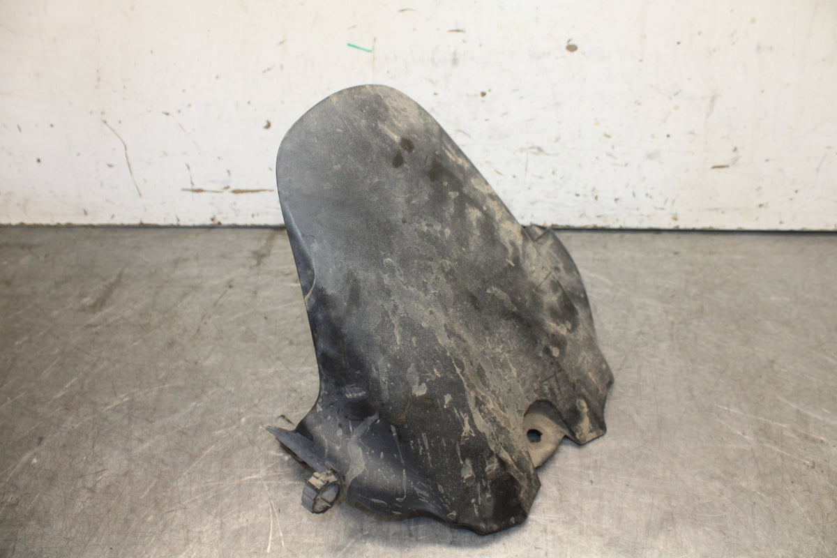06-07 SUZUKI GSXR 600 REAR BACK WHEEL TIRE HUGGER FENDER BB694