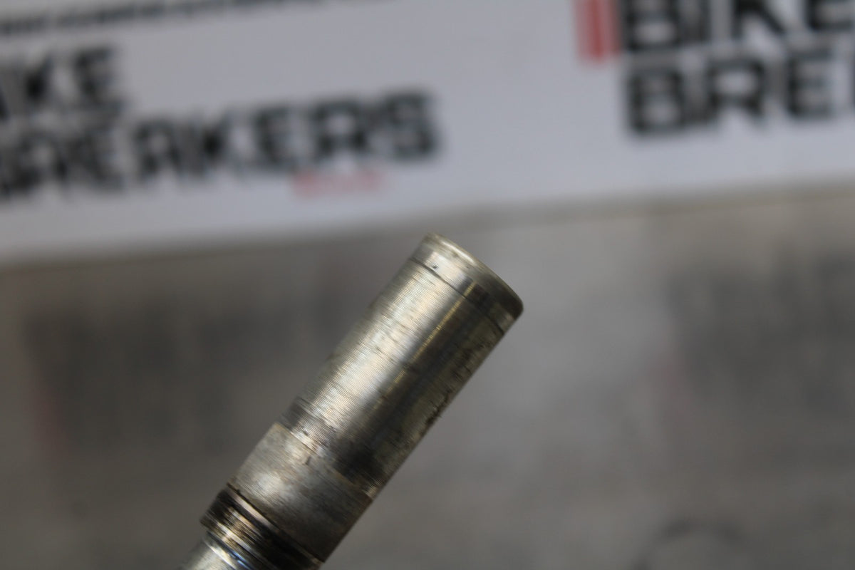 10 SUZUKI SV650 FRONT WHEEL RIM AXLE PIVOT BOLT BB181