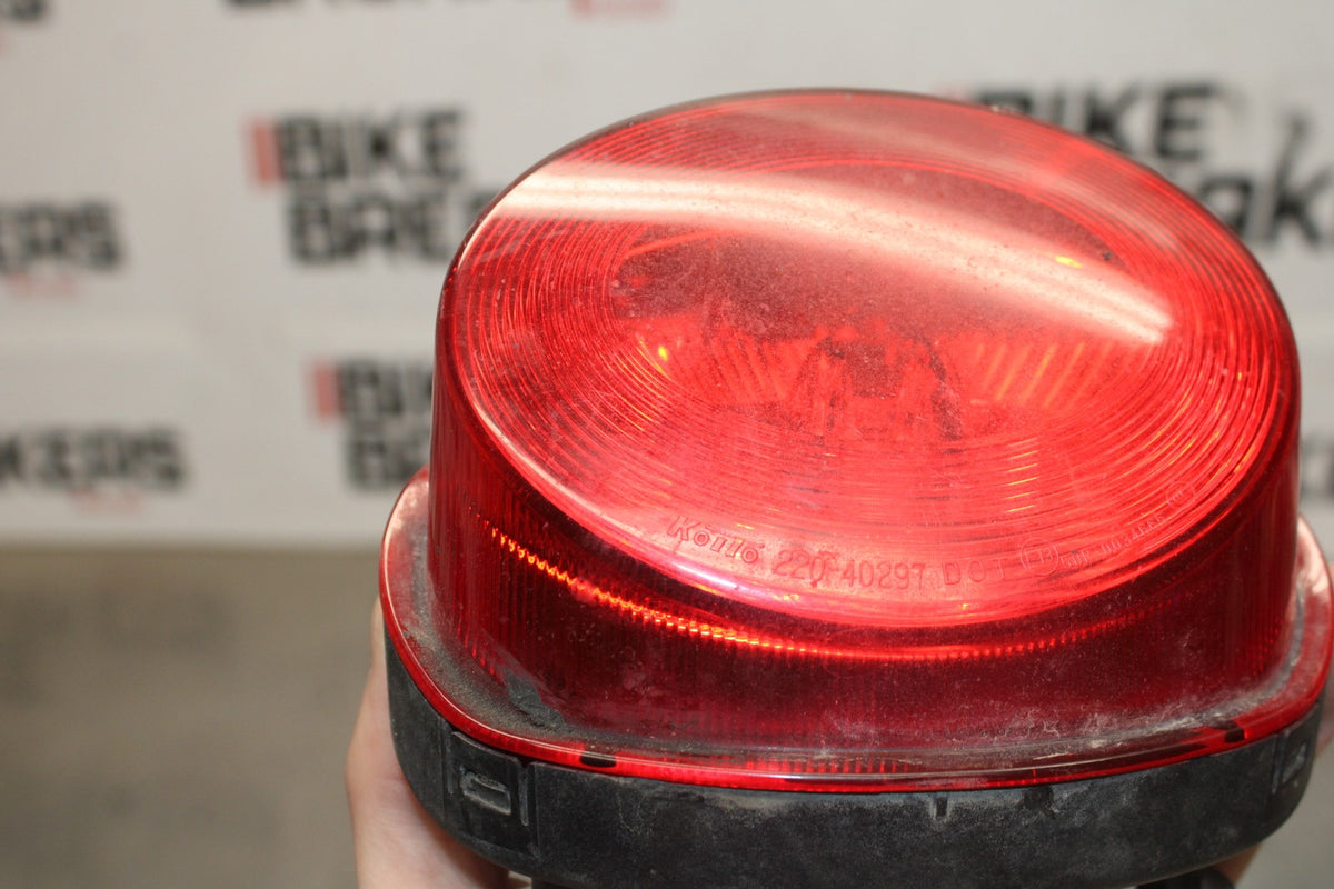 23 KAWASAKI Z900RS REAR TAIL TAILLIGHT BACK BRAKE LIGHT BB935