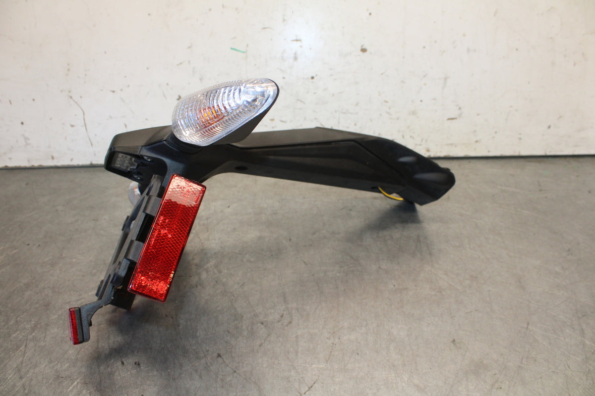 12-15 DUCATI 1199 PANIGALE REAR BACK FENDER MUD GUARD BB699