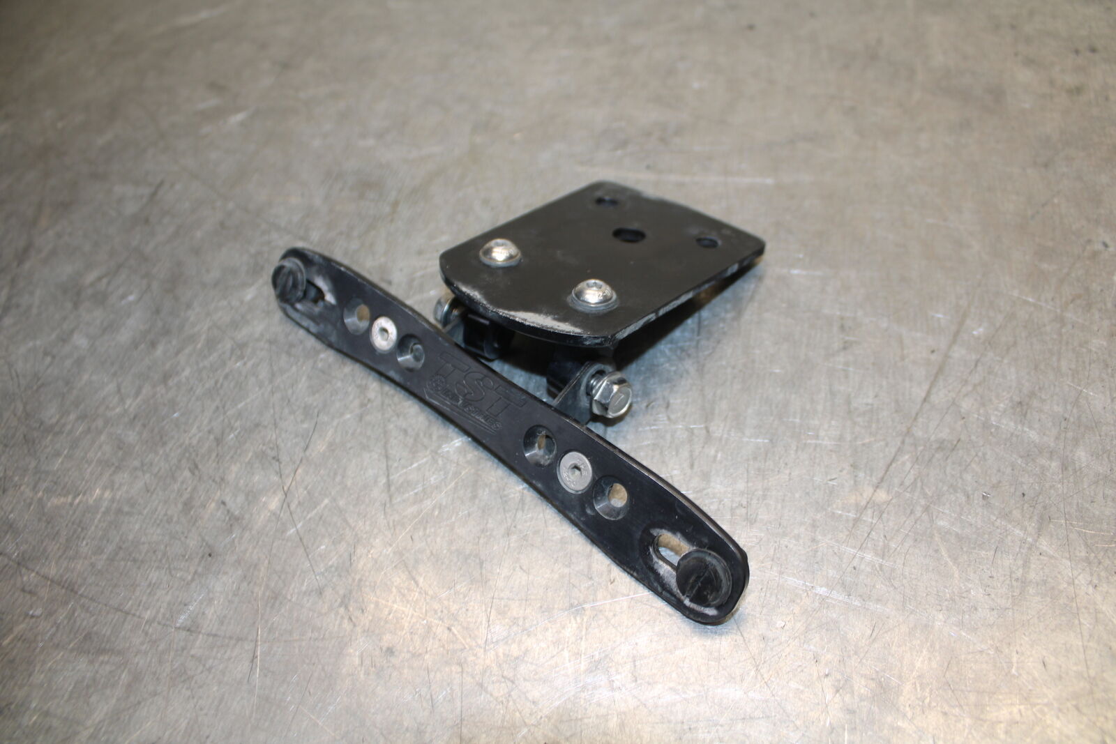 19-23 KAWASAKI NINJA ZX6R TST FENDER ELIMINATOR LICENSE PLATE BRACKET  BB701