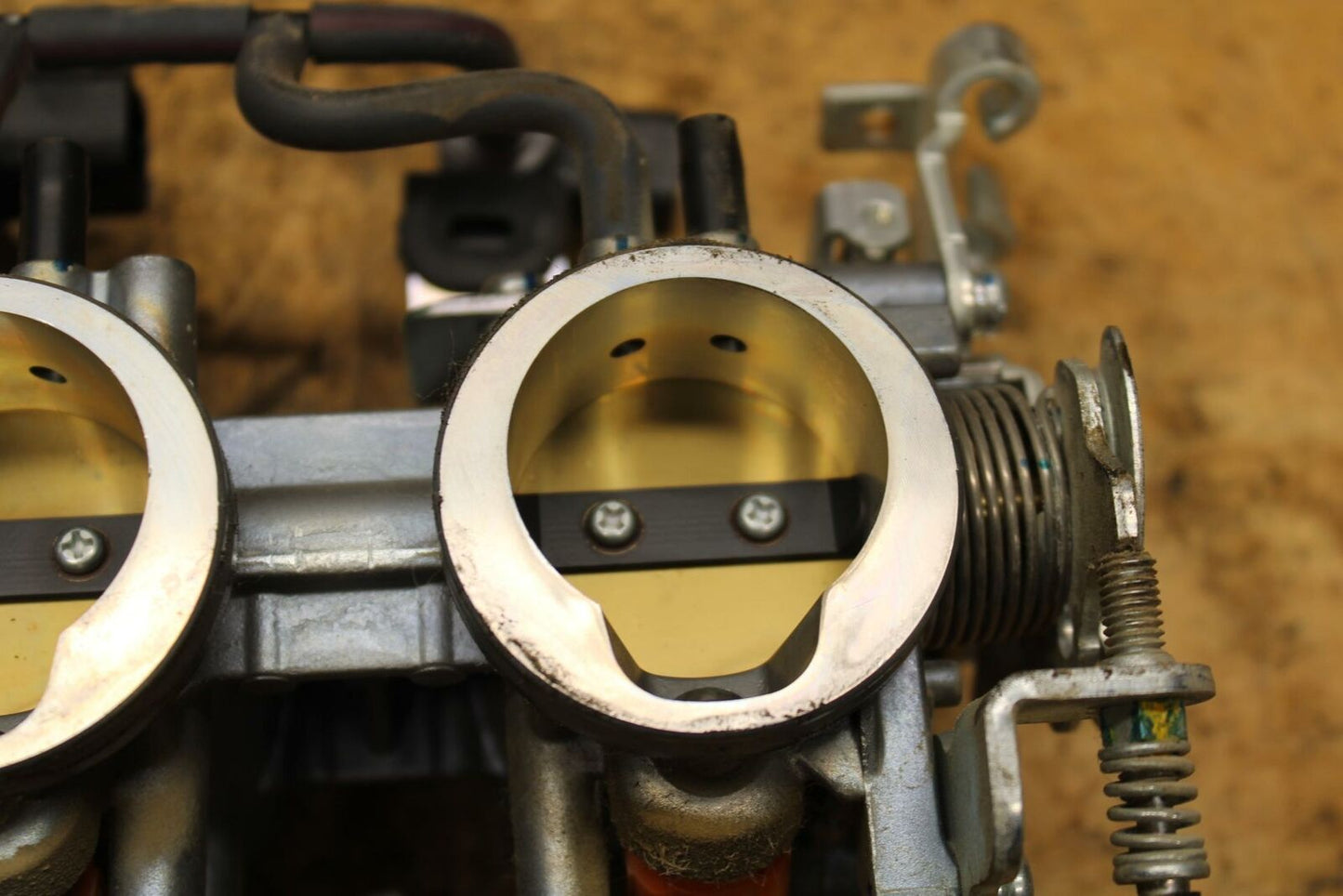 13-18 KAWASAKI NINJA ZX6R MAIN FUEL INJECTORS / THROTTLE BODIES BB342