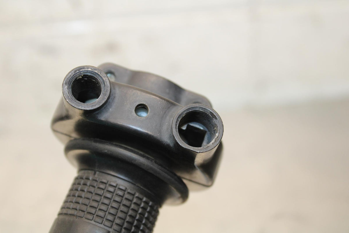 2000 Honda Super Hawk 1000 VTR1000F RIGHT THROTTLE GRIP BB577